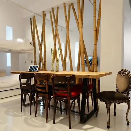 Soho Lofts - Super 8 * Atena